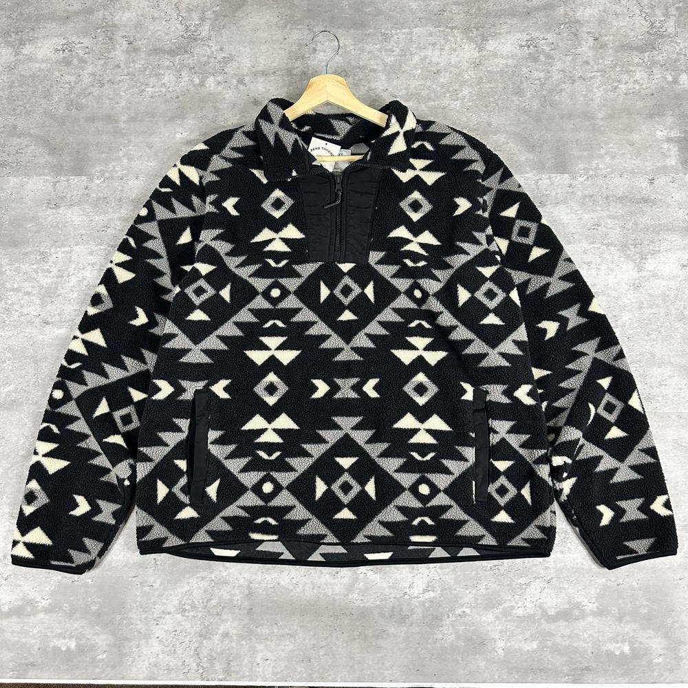 Old Navy Aztec pattern quarter zip up fleece